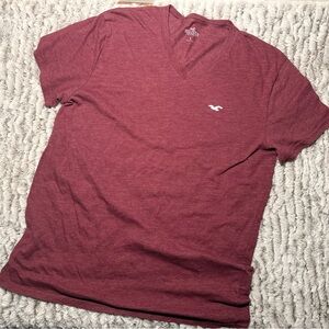 Hollister Men’s V-Neck T-Shirt – Maroon Heather – Size Small